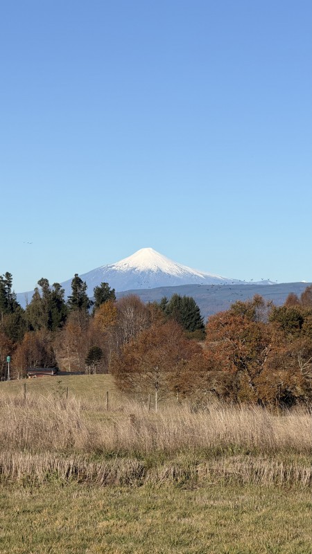 Parcela Loncoche-Vrca: Rol Propio y Vista A 2 Volcanes