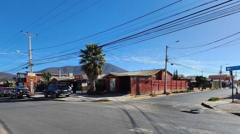 Casa Esquina en Venta, Con Oportunidad Comercial