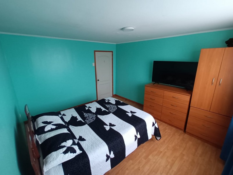 Casa 4D/1B en Dos Pisos Con Estacionamiento - Coquimbo