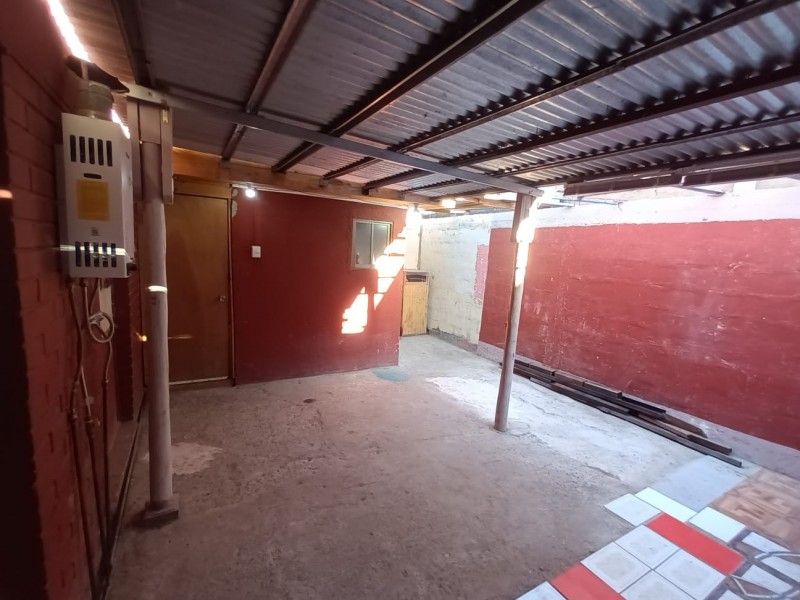 Casa 4D/1B en Dos Pisos Con Estacionamiento - Coquimbo