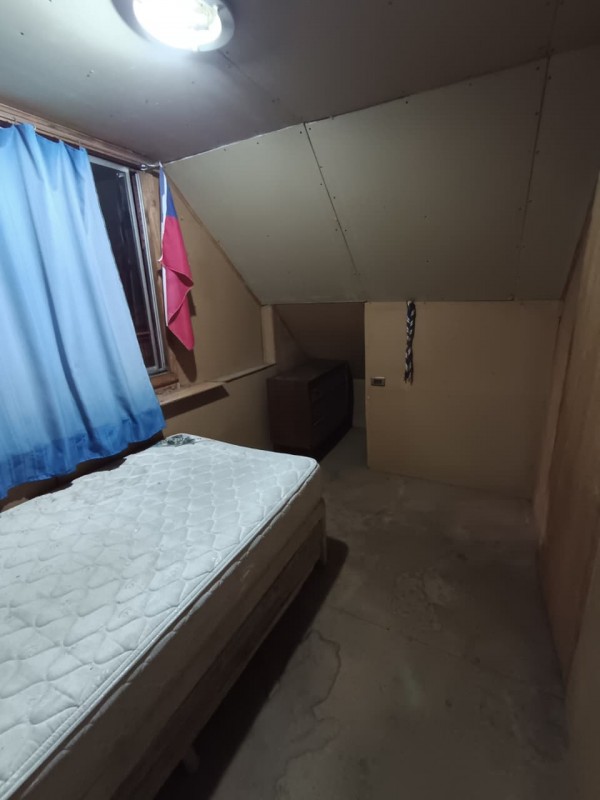 Amplia Casa Con Gran Terreno y Excelente Ubicación