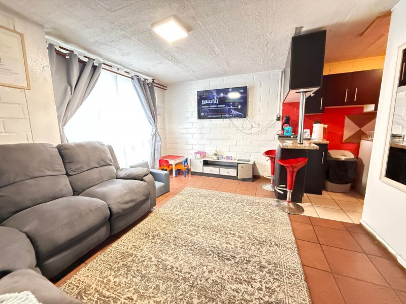 en Venta Casa de 2 Pisos en Villa Alonso de Ercilla, Rengo.