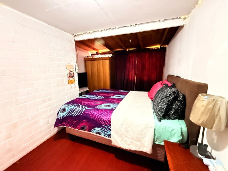 en Venta Casa 2 Pisos en Villa los Cristales Sector Oriente