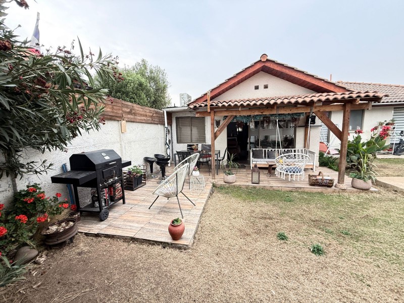 en Arriendo Hermosa Casa en Polo de Machalí