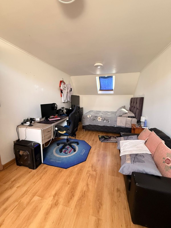 en Venta Casa Ubicada en Valle Lo Castillo, Machali.