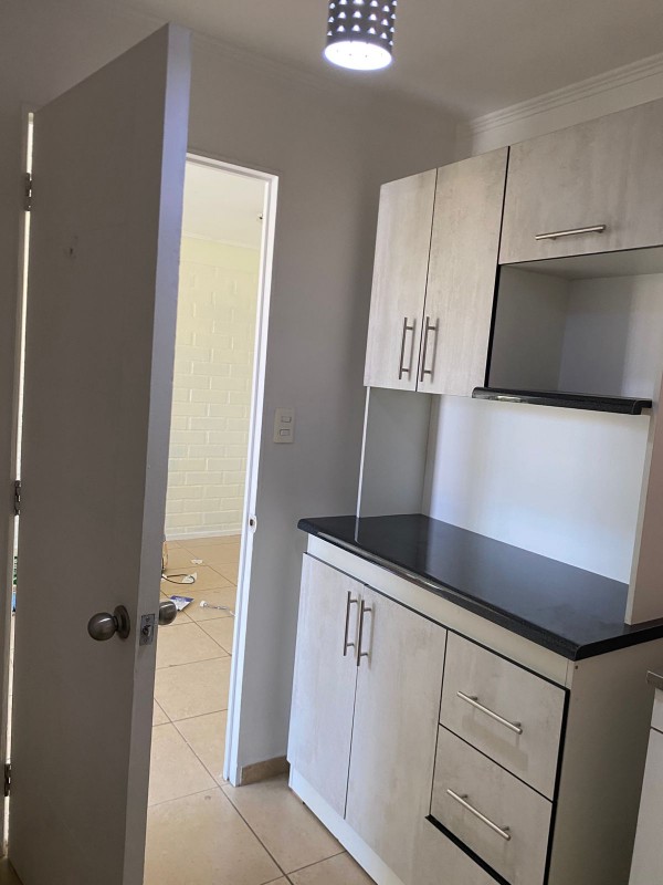 en Arriendo Casa Ubicada en Condominio Altos de Machali.