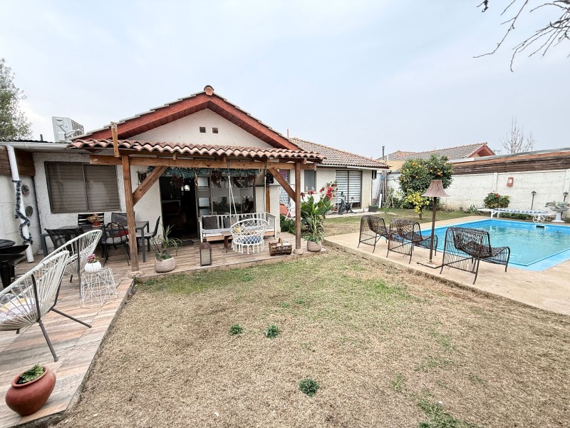 en Arriendo Hermosa Casa en Polo de Machalí