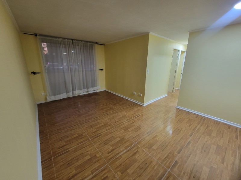 Se Arrienda Departamento en Barrio las Rosaa