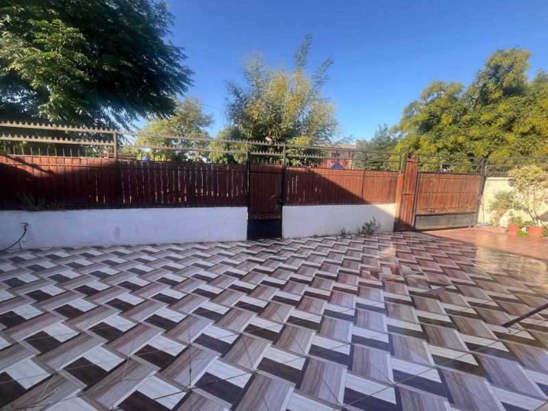 Se Vende Casa Con Amplio Terreno en Estación Central