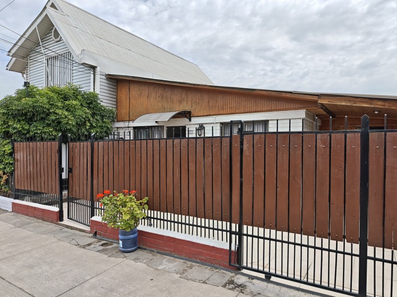 Se Vende Casa A 2 Cuadras de Mall Arauco Maipu