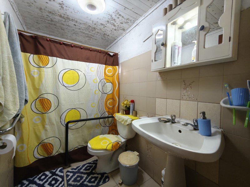 Se Vende Esquina Con Gran Terreno en el Abrazo de Maipú