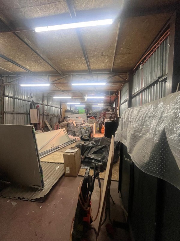 Se Vende Casa Con Amplio Terreno en Estación Central