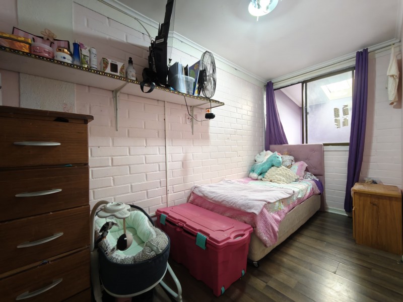 Se Vende Casa Ampliada en Av. Cuatro Poniente, Maipú