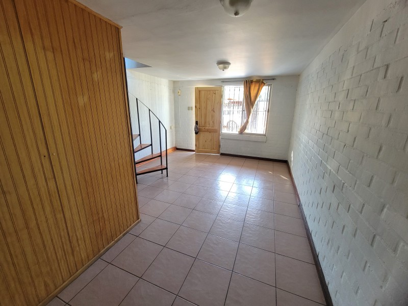 Se Arrienda Casa en Villa Arturo Prat, Maipu