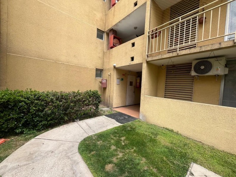 Se Arrienda Departamento en Barrio las Rosaa