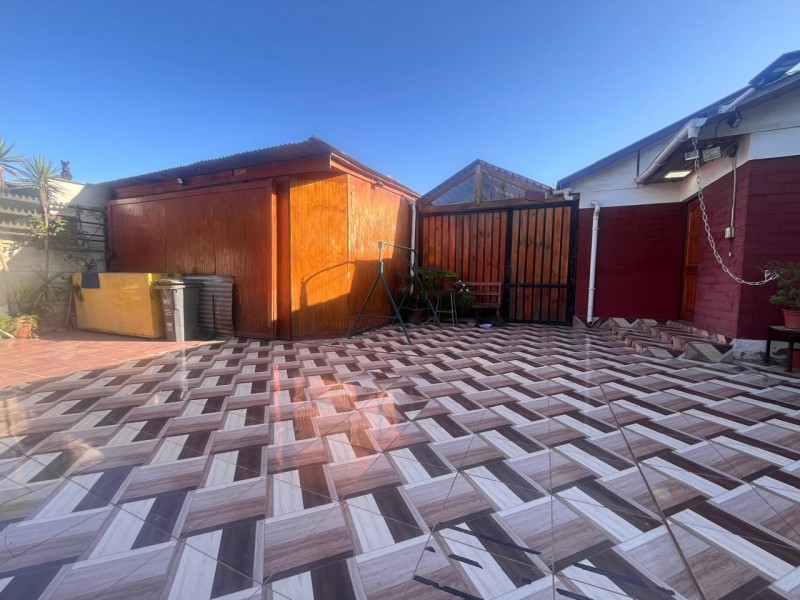 Fotografía de Se Vende Casa Con Amplio Terreno en Estación Central