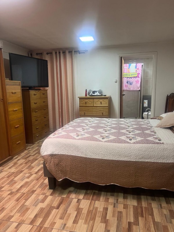 Se Vende Casa Con Amplio Terreno en Estación Central