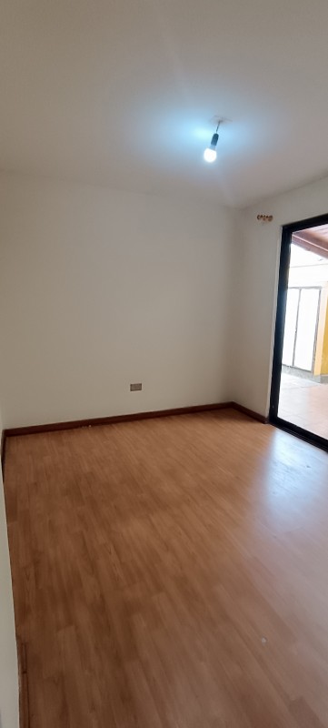 Arriendo Casa en Condominio en Peñaflor