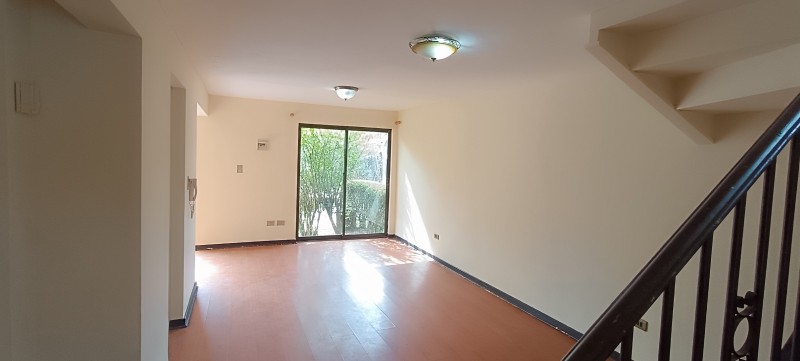 Arriendo Casa en Condominio en Peñaflor