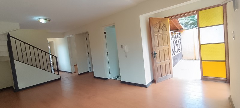 Arriendo Casa en Condominio en Peñaflor