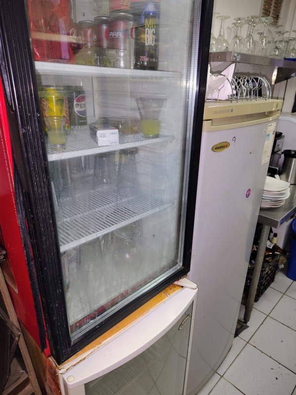 Arriendo Restaurante Funcionando Con Patente de Alcoholes