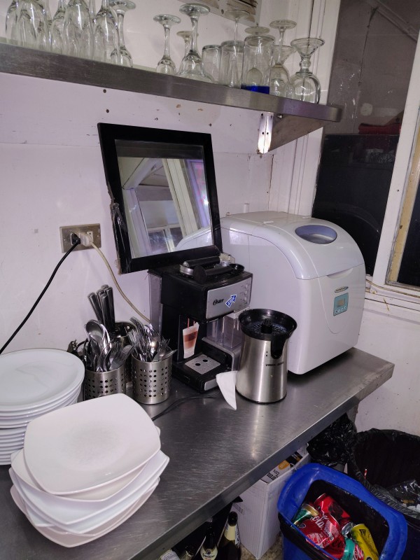 Arriendo Restaurante Funcionando Con Patente de Alcoholes