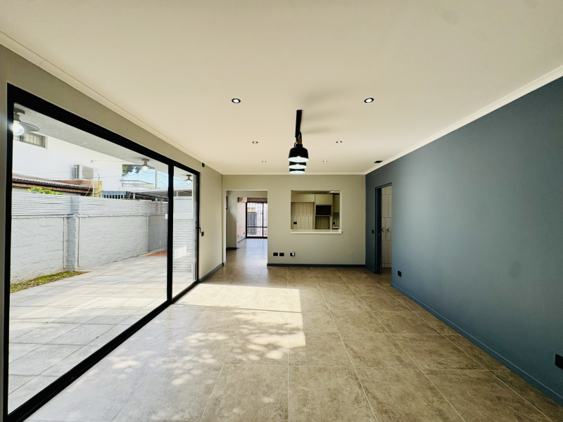 Casa Centrica y Remodelada en Venta