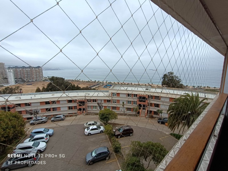 Vendo Amplio Depto. Dúplex 2D-2B-1E en Cond. Anakena, Viña