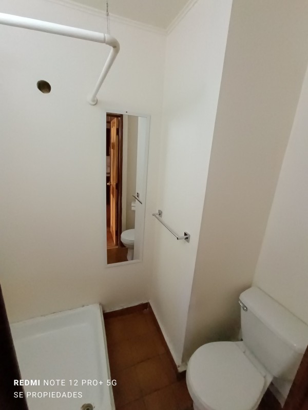 Vendo Amplio Depto. Dúplex 2D-2B-1E en Cond. Anakena, Viña