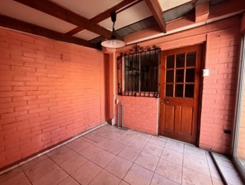 Vendo Casa Esquina en Avda. 21 Mayo de la Cruz