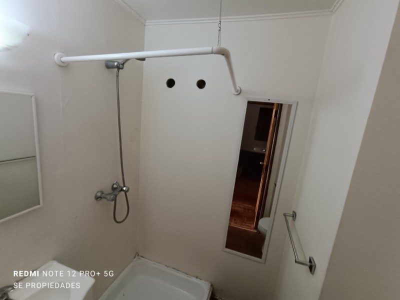 Vendo Amplio Depto. Dúplex 2D-2B-1E en Cond. Anakena, Viña