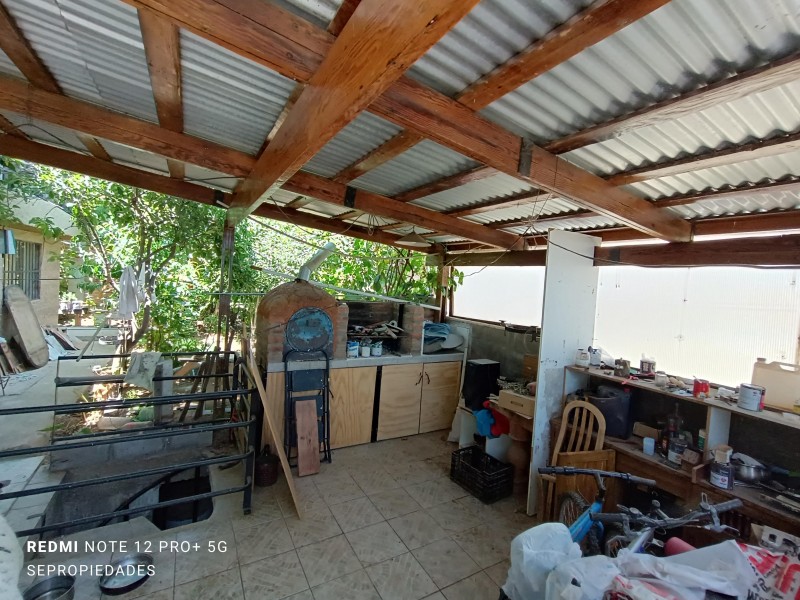 Vendo Amplia Casa 7D, 3B en Sector Marga Marga Quilpué