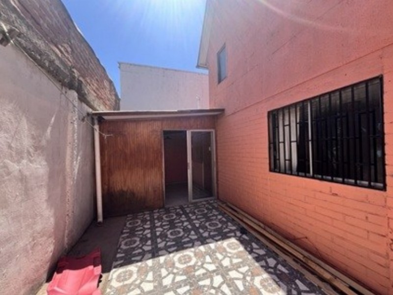 Vendo Casa Esquina en Avda. 21 Mayo de la Cruz