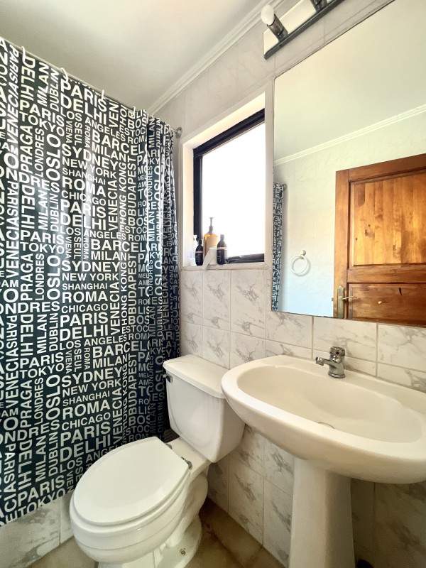 Gran Casa Con Parque, 5D4B + Estar + Depto + Bodegas