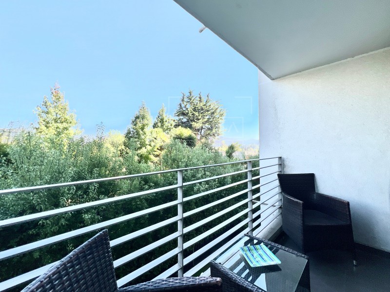 Impecable, Vistas A Jardines Interiores, 3D2B+Sala+2E1B