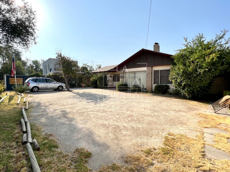 Gran Terreno, Ideal Townhouse