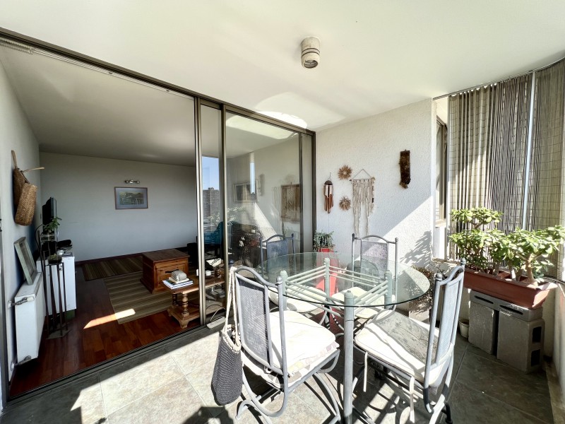 Amplio, Vista Despejada, 4D/4B + Sala de Estar, 3E/1B