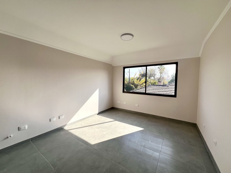 Amplia, Remodelada, 4D3B+Estar+2E