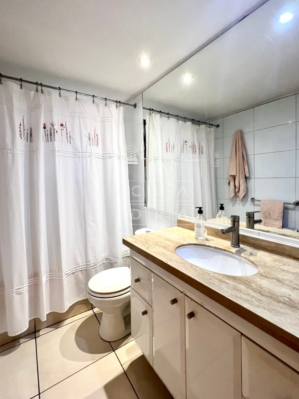 Amplio, Bien Conectado, Remodelado 4D3B+1E1B