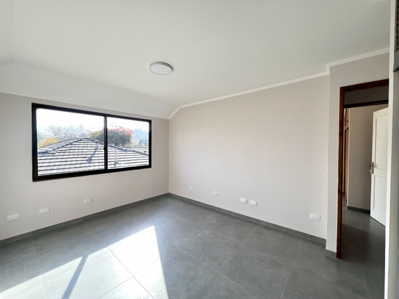 Amplia, Remodelada, 4D3B+Estar+2E
