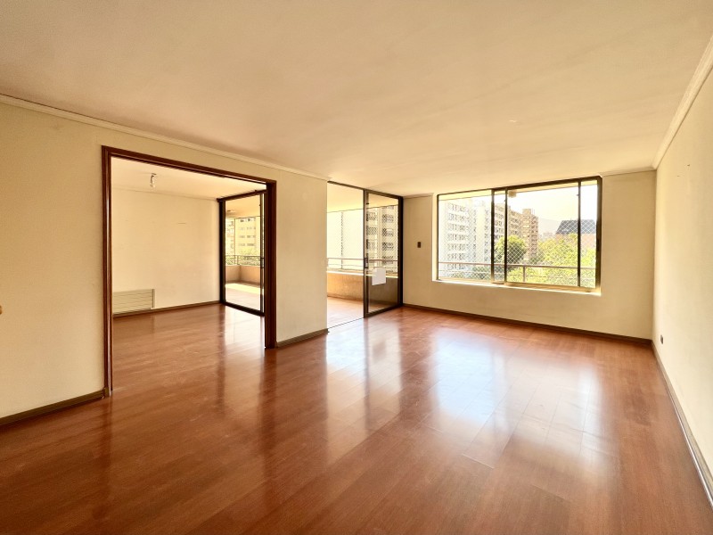 Espacios Amplios, Gran Terraza y Vista 4D3B+2E1B