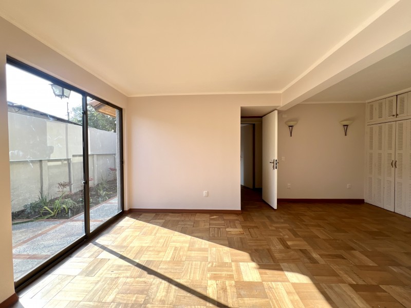 Amplia, Remodelada, 4D3B+Estar+2E