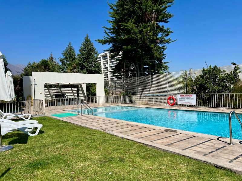 Impecable, Vistas A Jardines Interiores, 3D2B+Sala+2E1B