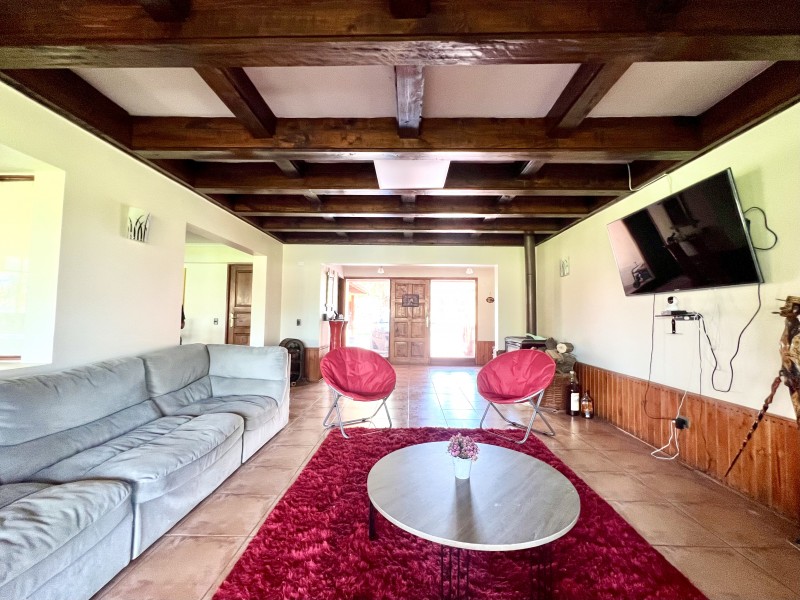 Gran Casa Con Parque, 5D4B + Estar + Depto + Bodegas