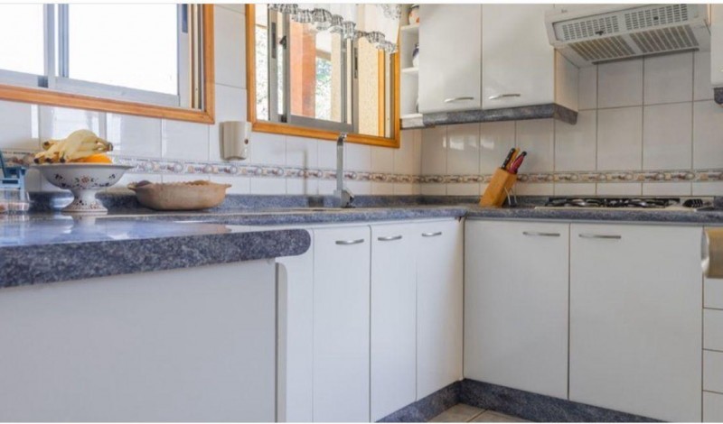 Lomas Blancas, Casa Amoblada 5D/4B, Escritorio + 2E y Bodega