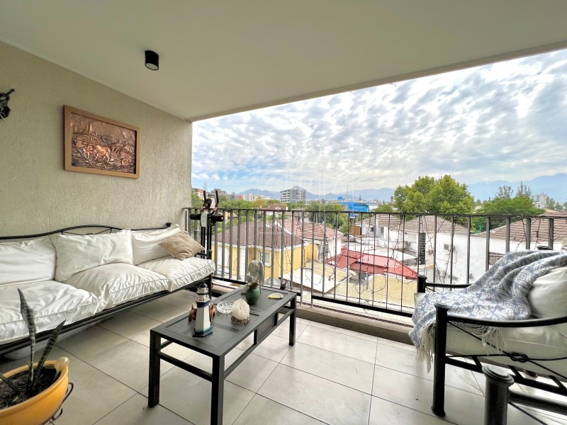 Gran Terraza y Vistas, Semi Nuevo, 3D3B + 2E1B