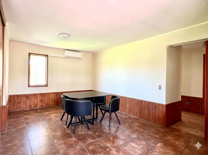 Gran Casa Con Parque, 5D4B + Estar + Depto + Bodegas