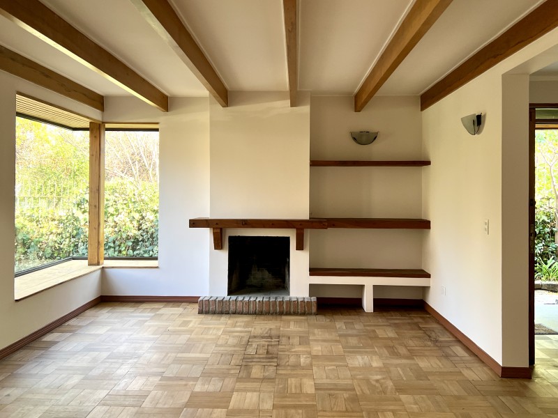 Amplia, Remodelada, 4D3B+Estar+2E