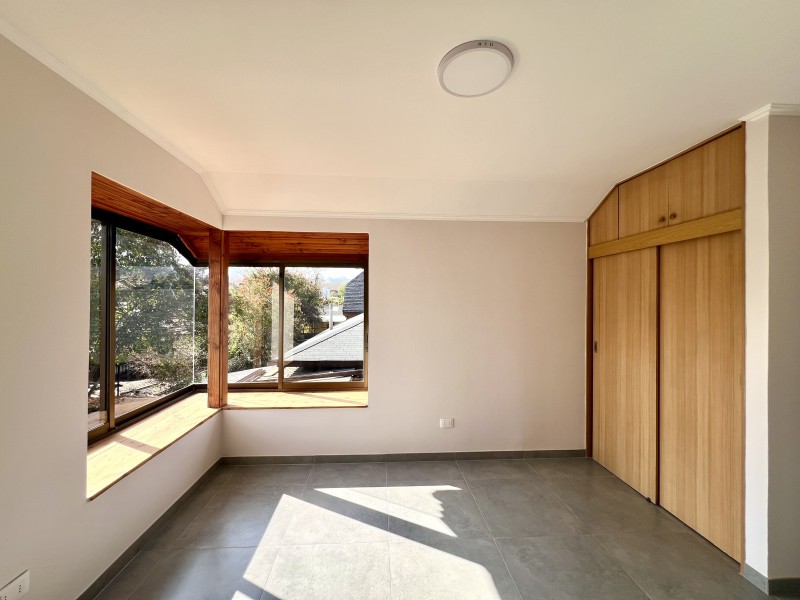 Amplia, Remodelada, 4D3B+Estar+2E