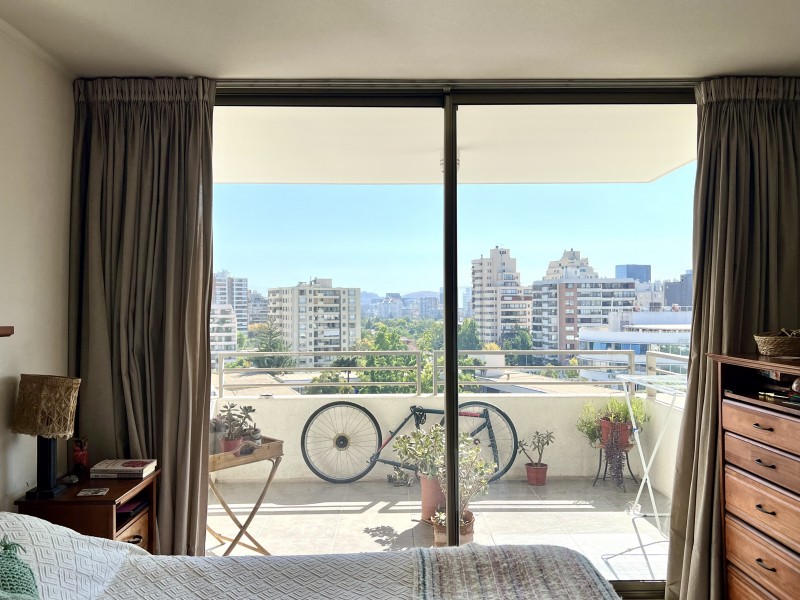 Amplio, Vista Despejada, 4D/4B + Sala de Estar, 3E/1B